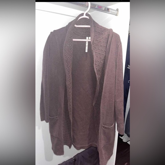 XL cardigan - Picture 2 of 2